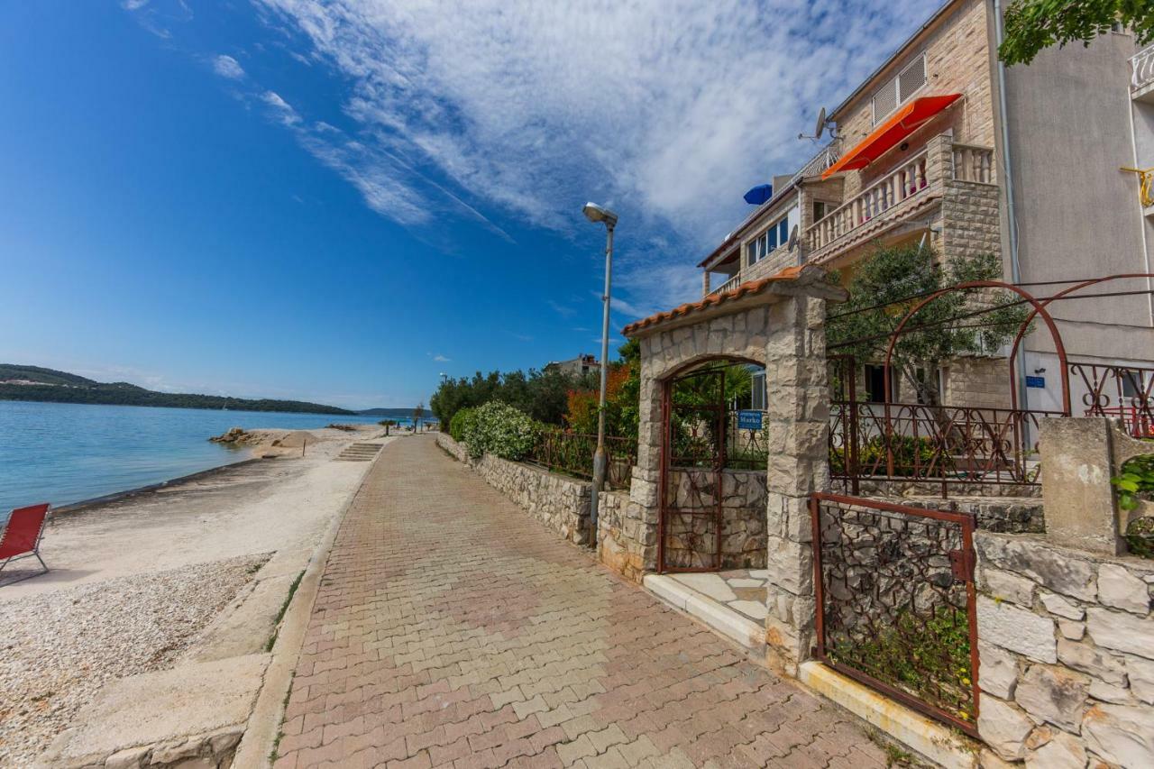 Apartments Marko Trogir Eksteriør billede