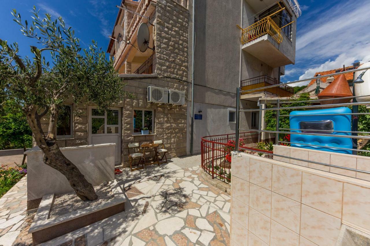 Apartments Marko Trogir Eksteriør billede